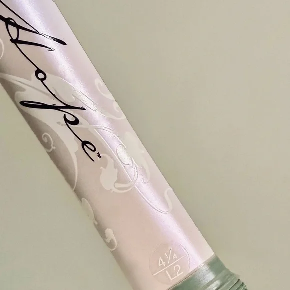 Wilson Hope Tennis Racket & Cover - Picture 3 of 8